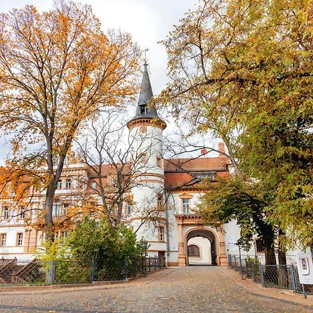 Hotel Schloss Schkopau エクステリア 写真