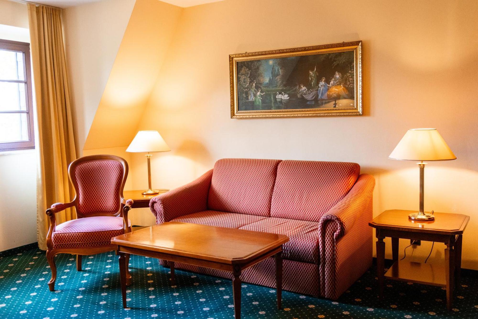 Hotel Schloss Schkopau エクステリア 写真