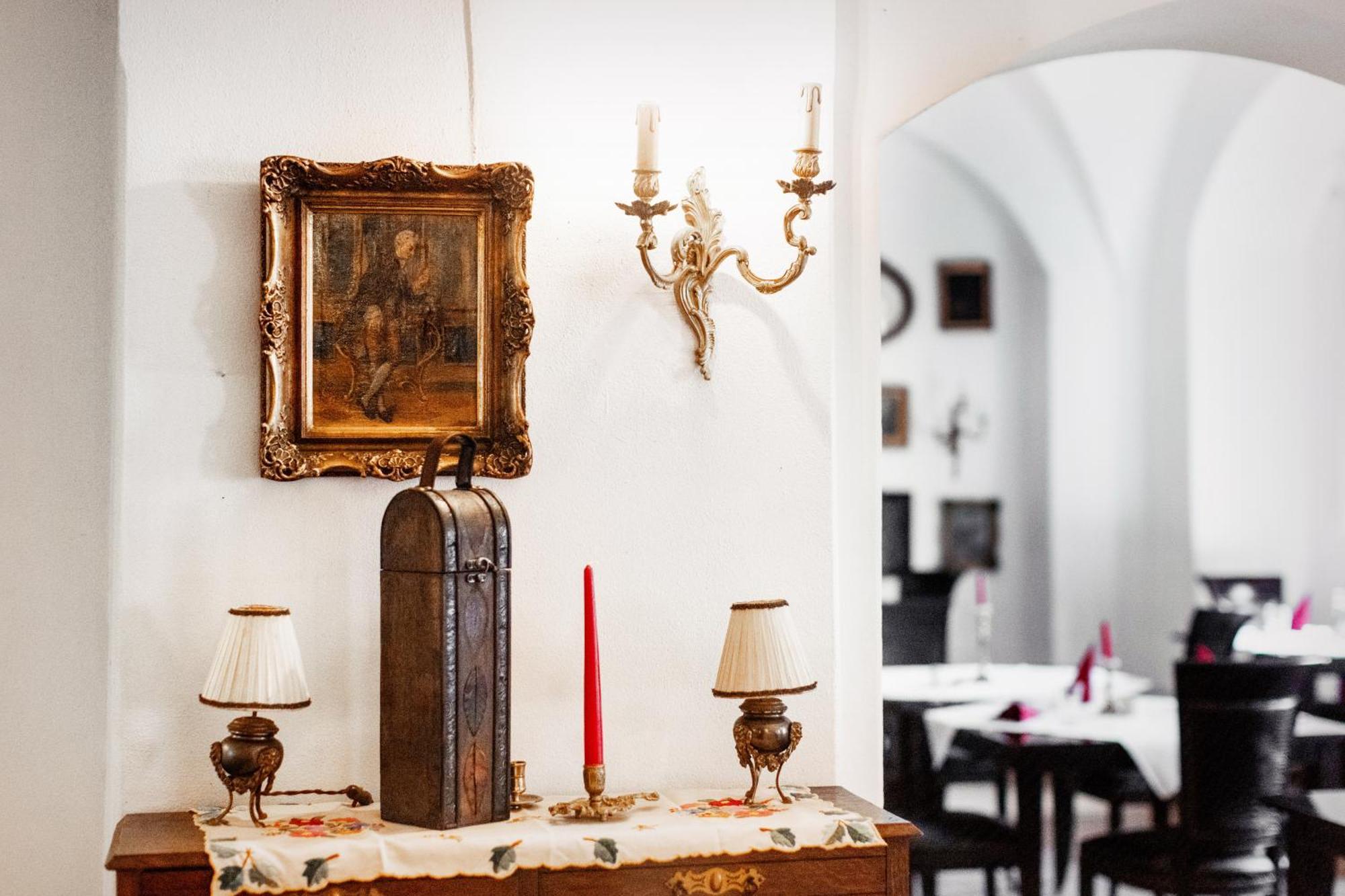 Hotel Schloss Schkopau エクステリア 写真