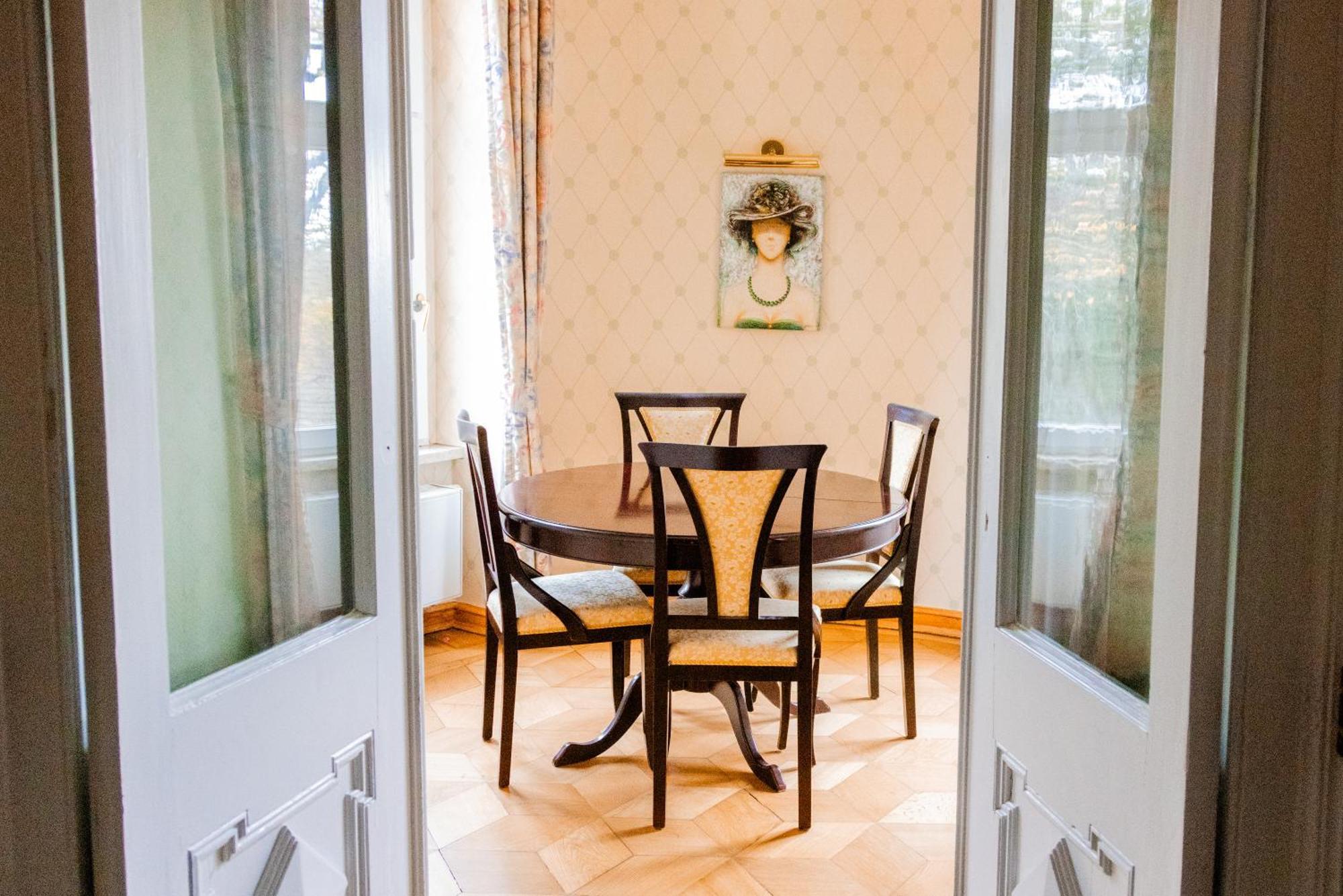 Hotel Schloss Schkopau エクステリア 写真